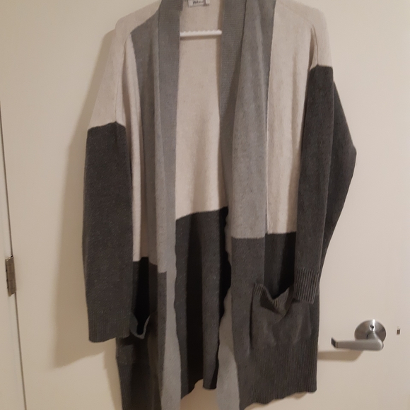 Reitmans Sweaters - Reitmans Cream Open Cardigan Sweater